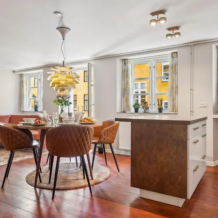 Apartament Location - Steps From Tivoli & Nyhavn