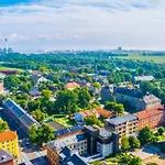 Location - Steps From Tivoli & Nyhavn Копенгаген