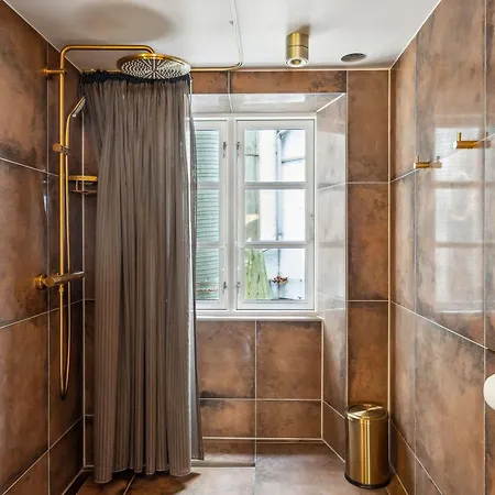 Location - Steps From Tivoli & Nyhavn דירה *