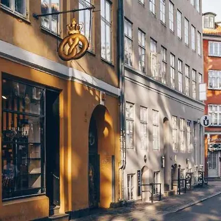 דירה Location - Steps From Tivoli & Nyhavn קופנהגן