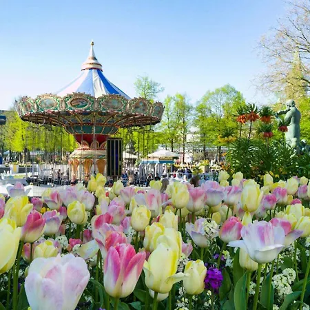 Location - Steps From Tivoli & Nyhavn דירה *