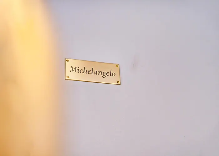 Location - Steps From Tivoli & Nyhavn *