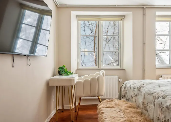 Location - Steps From Tivoli & Nyhavn