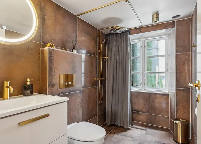 Location - Steps From Tivoli & Nyhavn Apartament