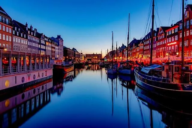 Apartament Location - Steps From Tivoli & Nyhavn