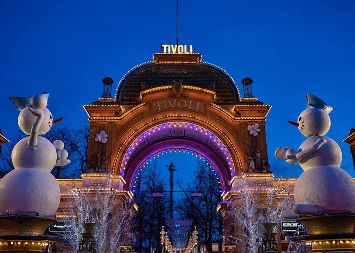 Location - Steps From Tivoli & Nyhavn
